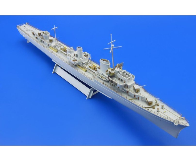 1/350 Trumpeter z-25