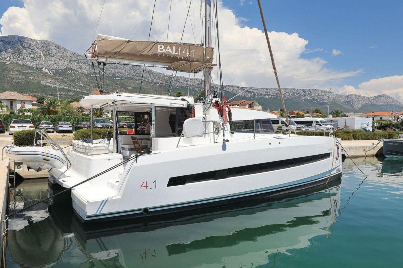 Катамаран Bali 4.1