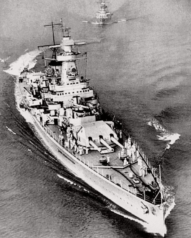 Тяжелый крейсер Адмирал Граф Шпее