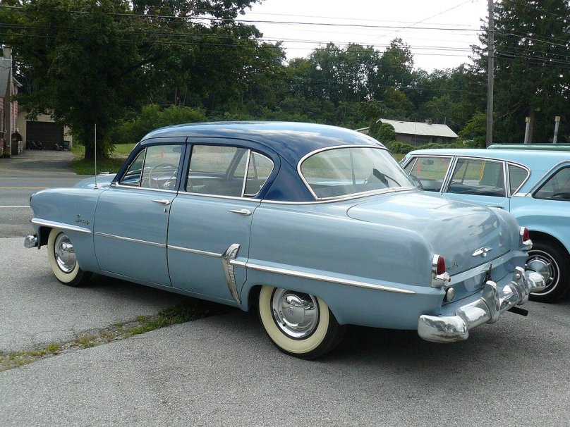 Plymouth Savoy 1953
