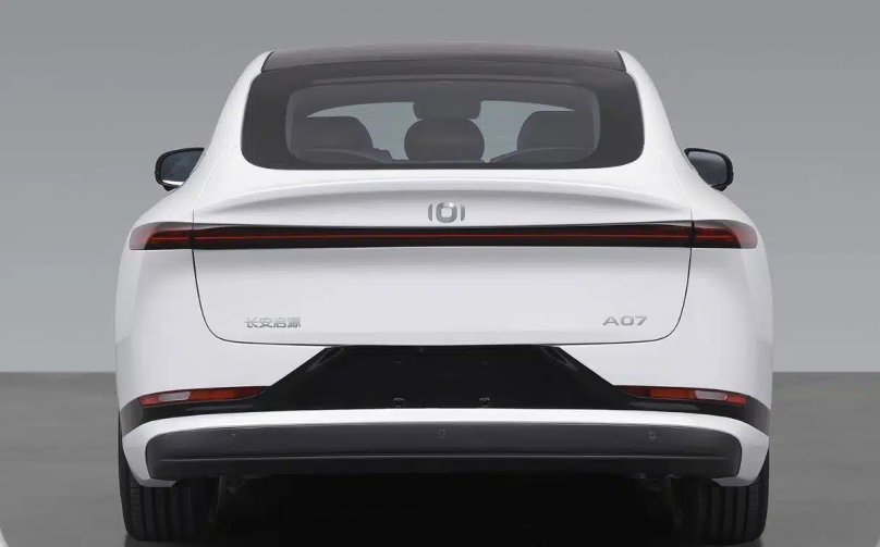 Changan седан 2023