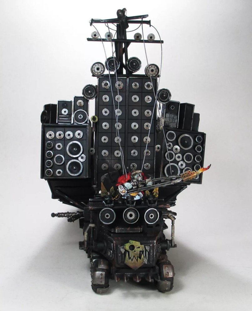 Орки вархаммер Безумный Макс