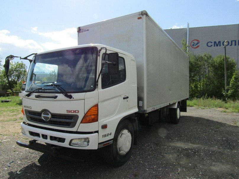 Hino 300 xzu600l