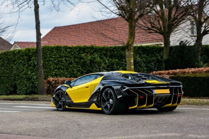 Ламборджини Центенарио lp770-4