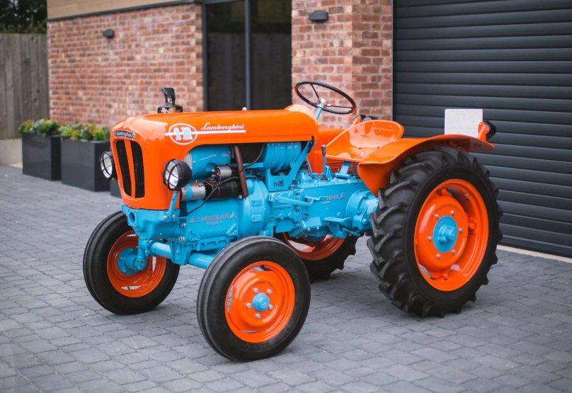 Трактор Lamborghini r1