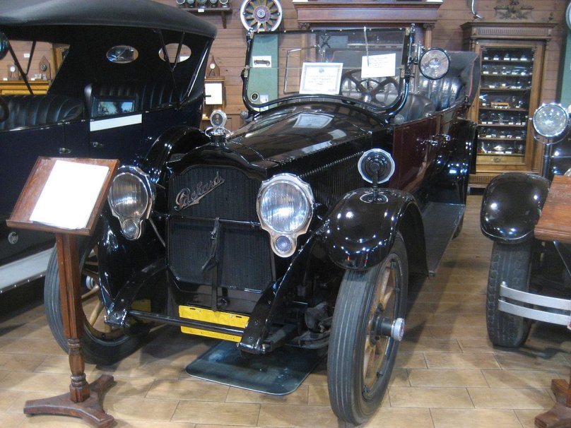 1921 Packard