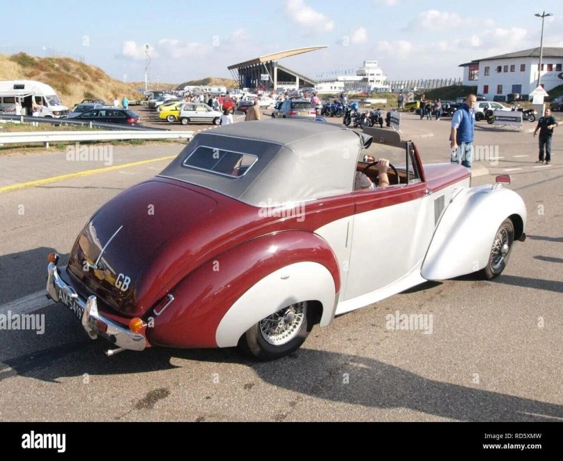 Автомобиль Alvis 4