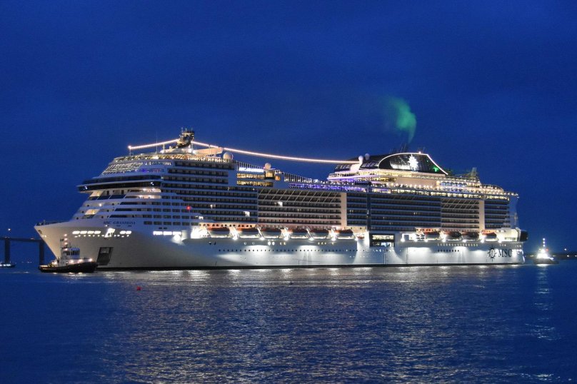 МСК грандиоза круизный лайнер