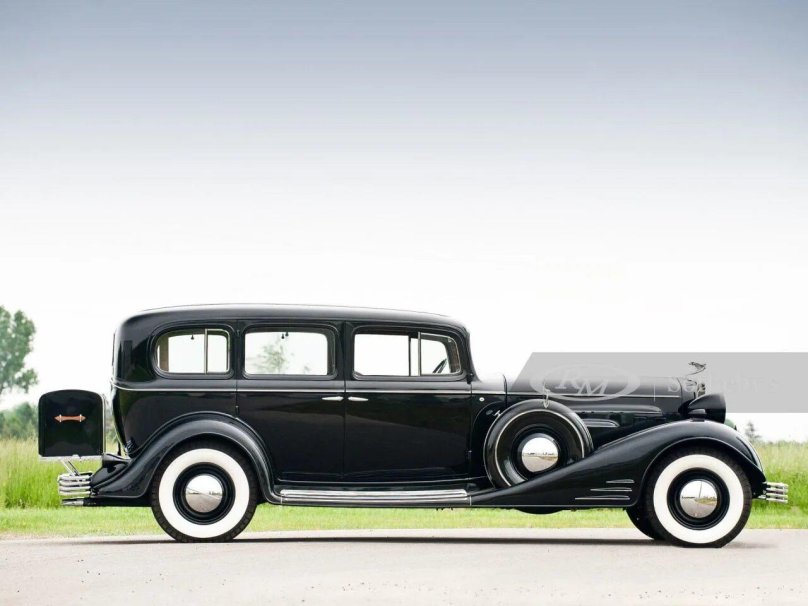 Cadillac 1933