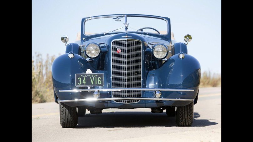 Cadillac v16 1934