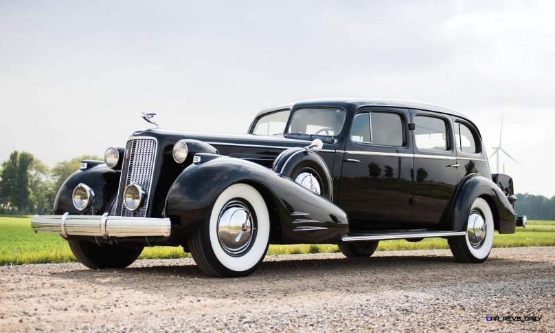 Cadillac v16 Limousine