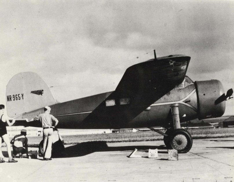 Lockheed Vega 5b