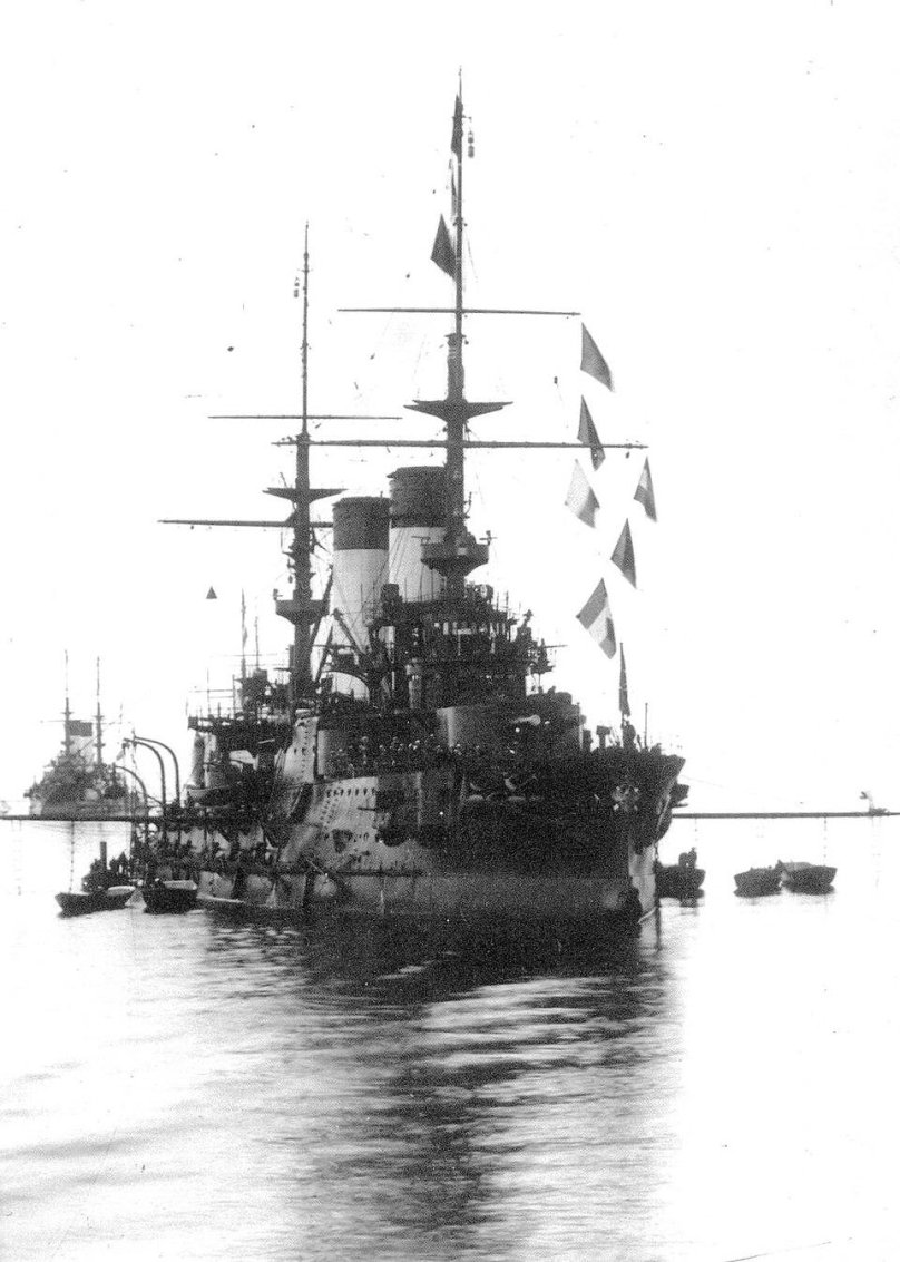 Броненосец Бородино