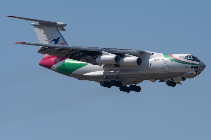 Грузовой самолет Иран Ep-pus ил 76