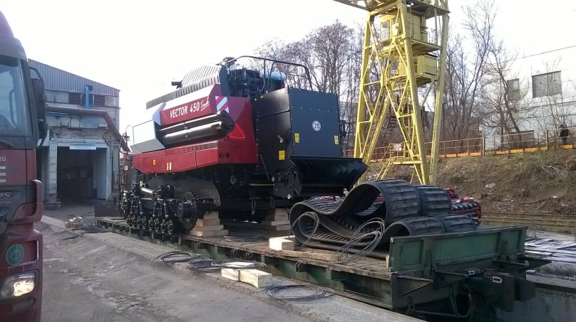 Вектор 450 track