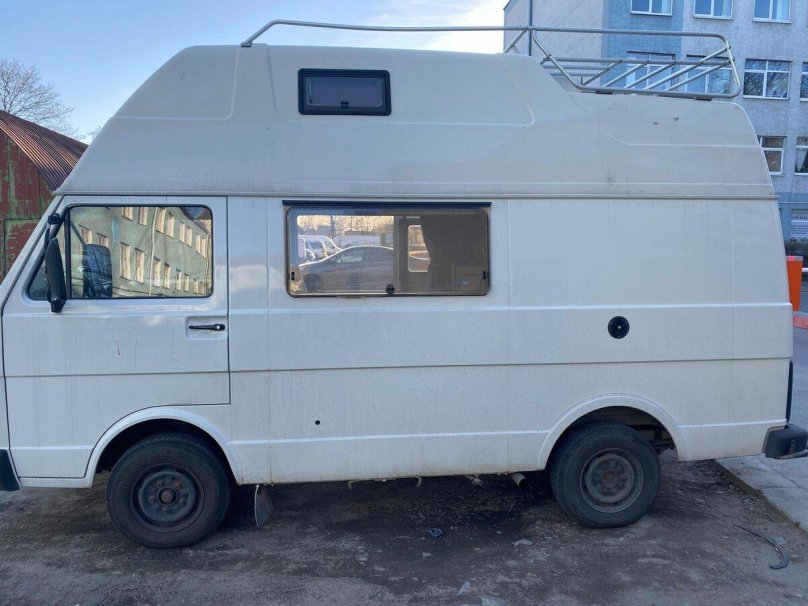 Фольксваген ЛТ белый