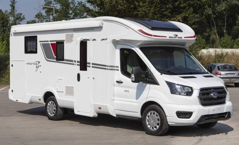 Альковный автодом