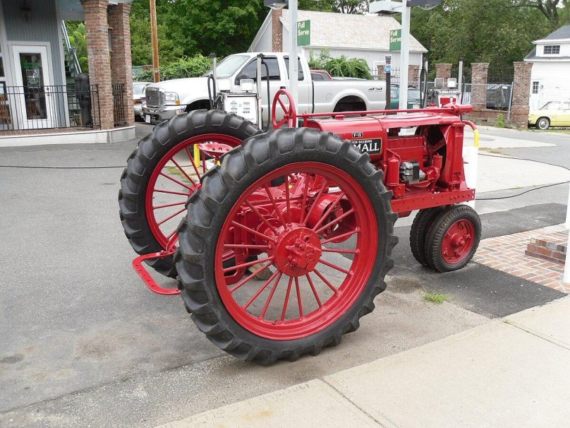 Farmall f-20