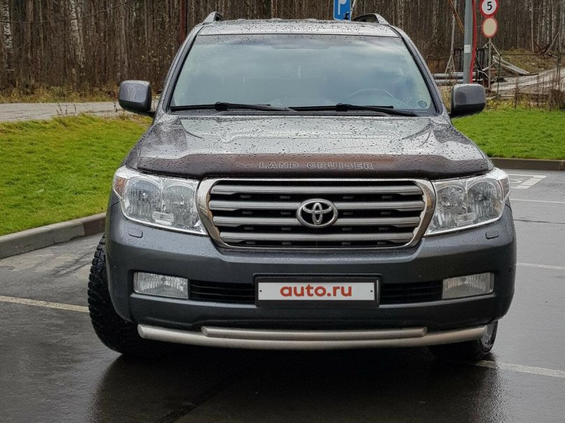 Тойота ленд Крузер 200