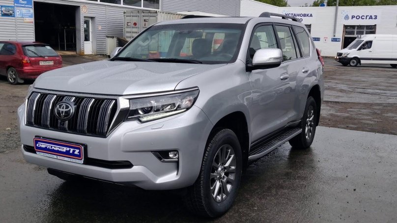 Toyota Land Cruiser 150 2019
