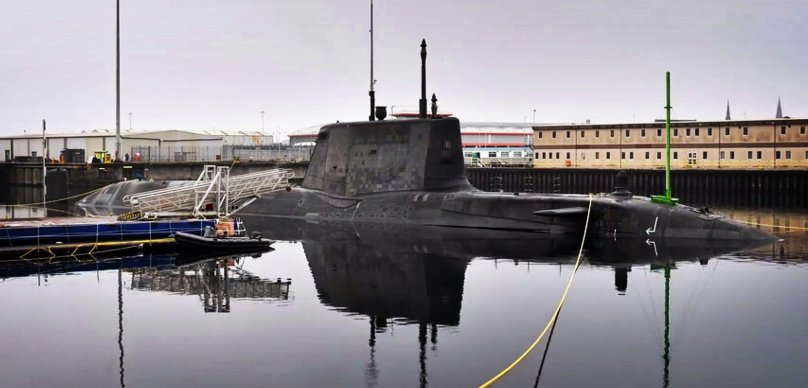 Подлодка Эстьют