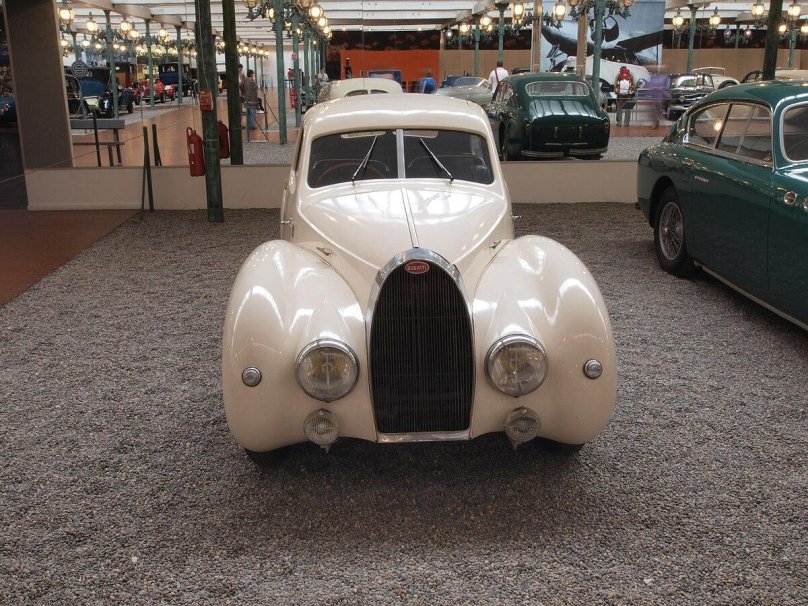 Bugatti 73