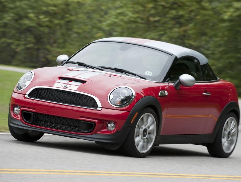 Машина мини Купер