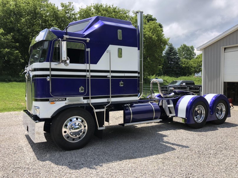 Kenworth k100e