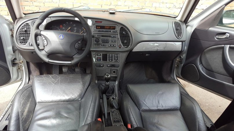 Saab 9-3 Viggen салон
