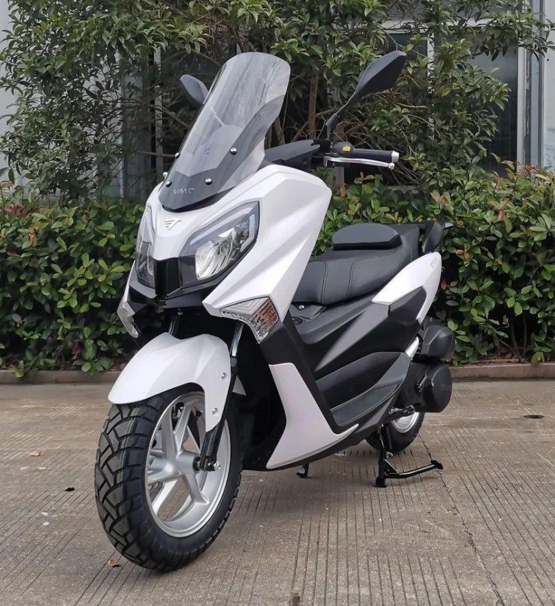 Макси скутер Венто