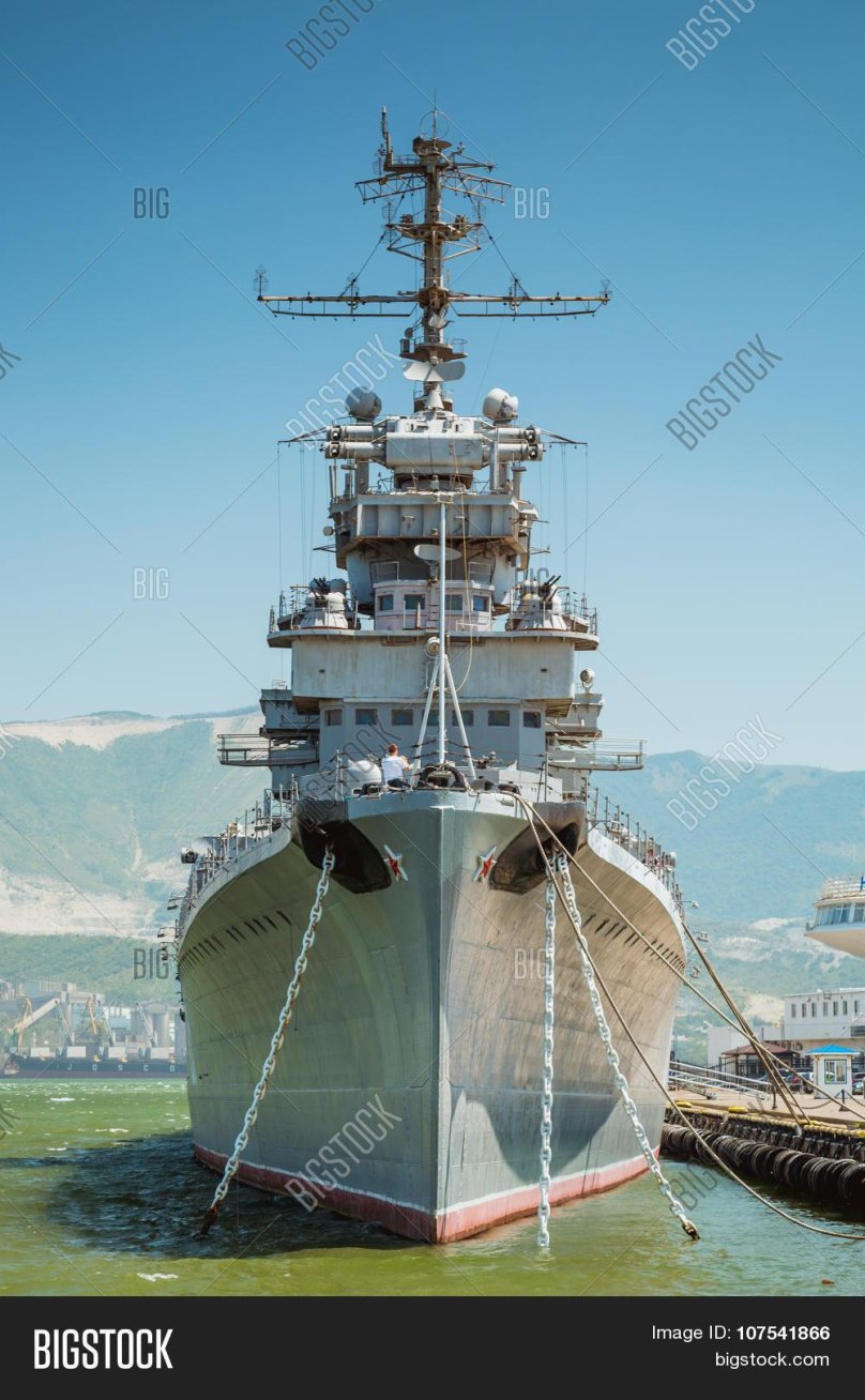 Крейсер Михаил Кутузов модель