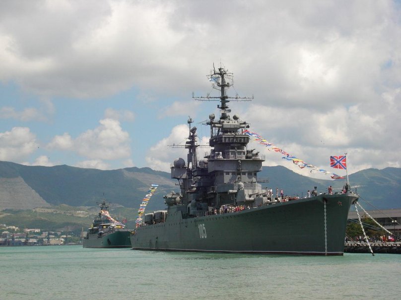 Крейсер Михаил Кутузов Новороссийск