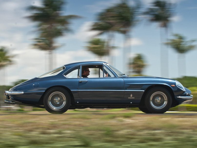 Феррари 400 Суперамерика