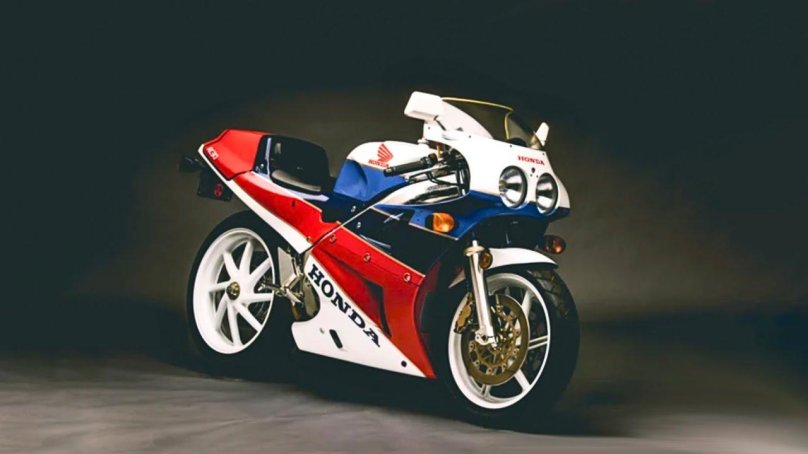 Honda rc30