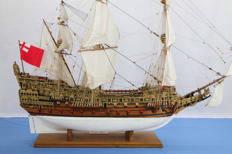 Роял Соверен парусник