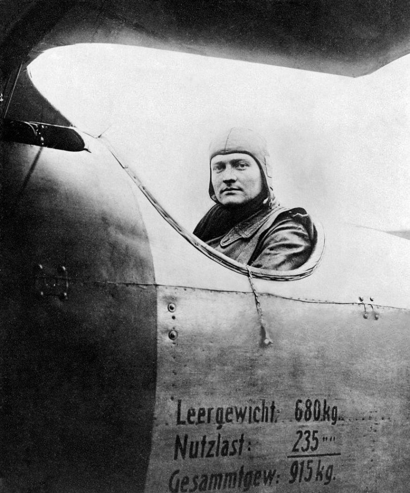 Манфред фон Рихтгофен разбитые самолёт