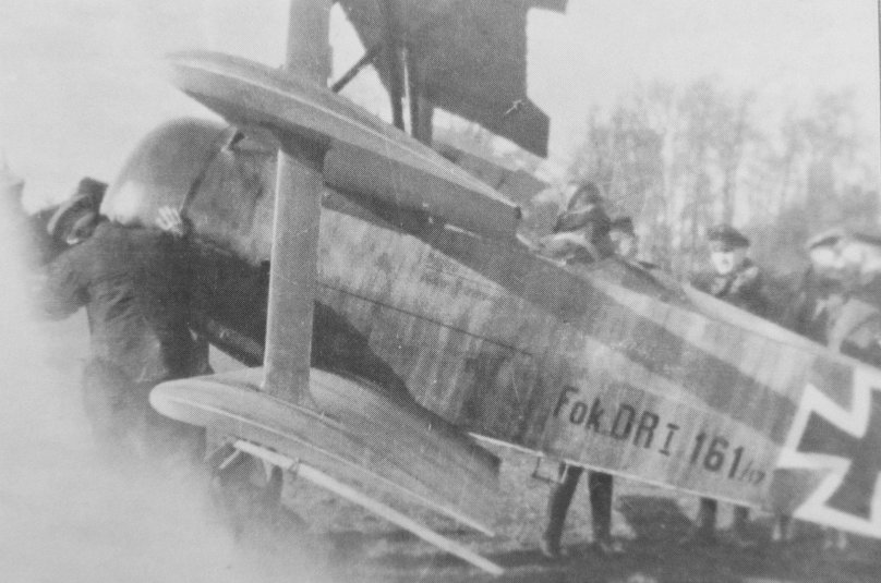 Фоккер триплан Манфред фон Рихтгофен