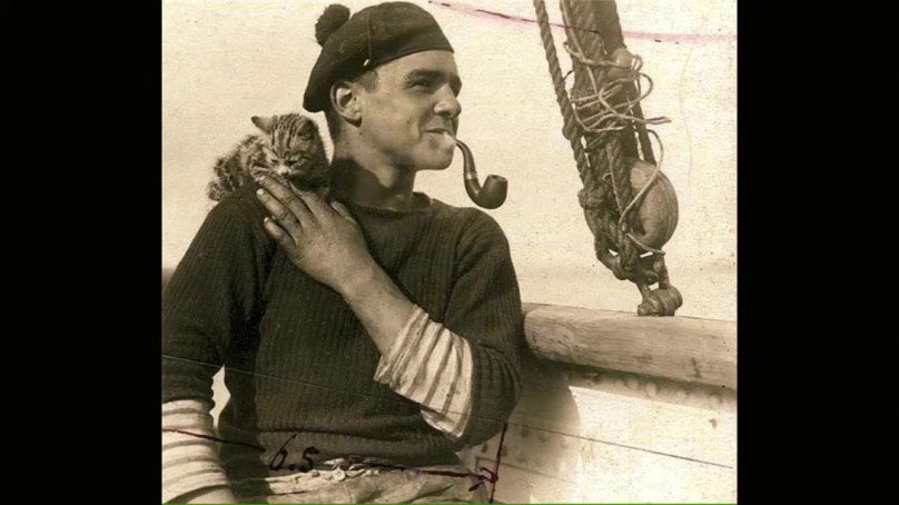 Моряк с обезьянкой Калининград