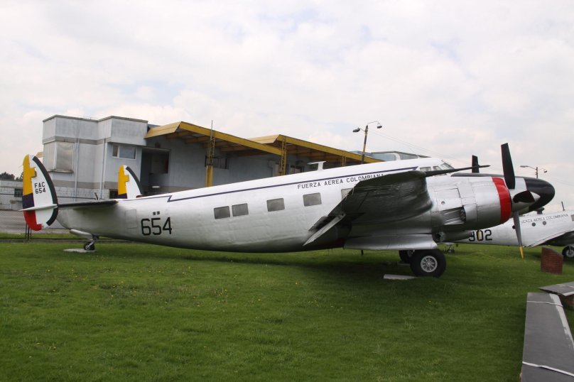 Самолет Вентура американский