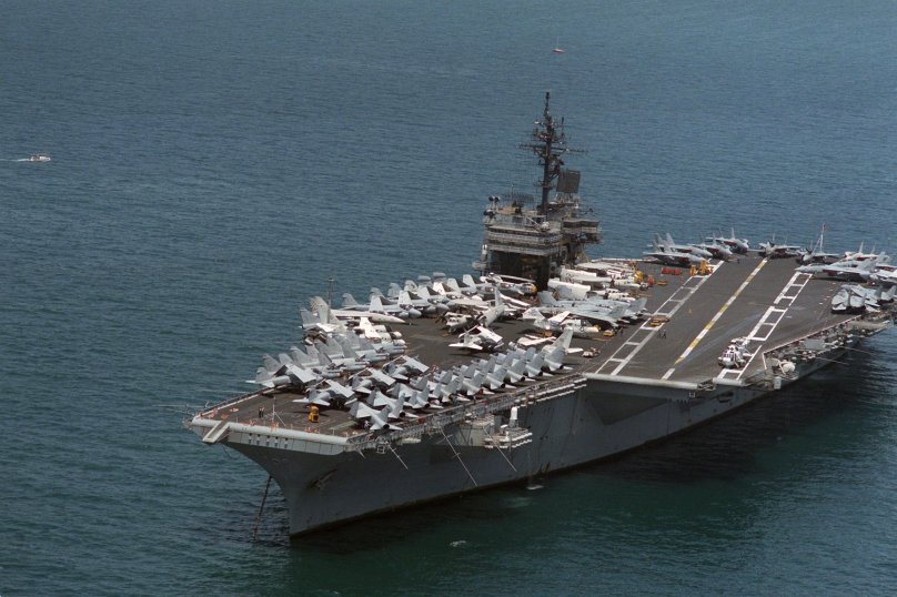 Kitty Hawk авианосец