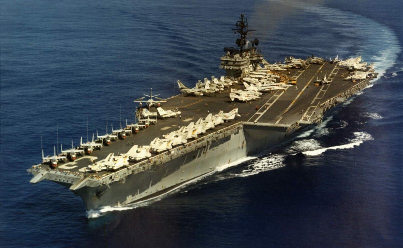 Kitty Hawk авианосец