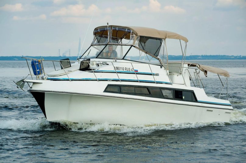 Катер Carver 32