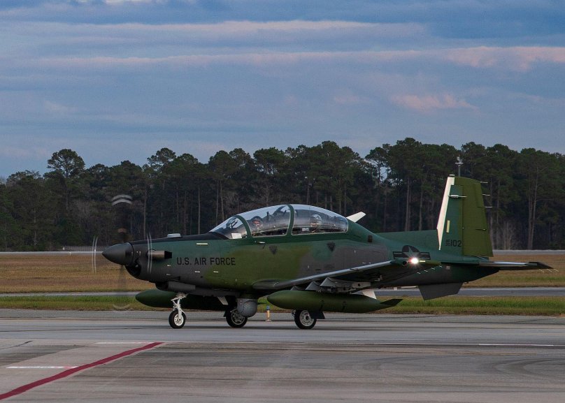 Beechcraft at-6e «Wolverine»