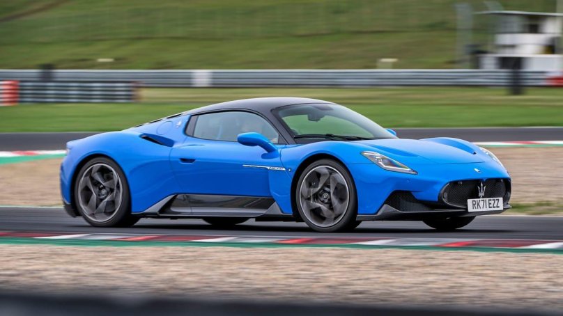 Мазерати mc20