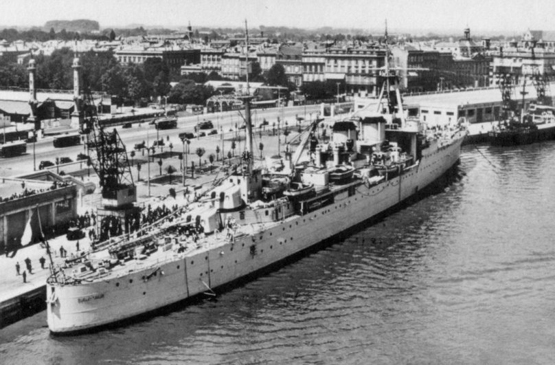 Дюге Труэн крейсер