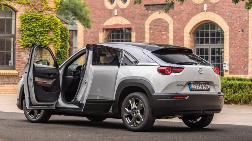 Электрическая Мазда СХ 30