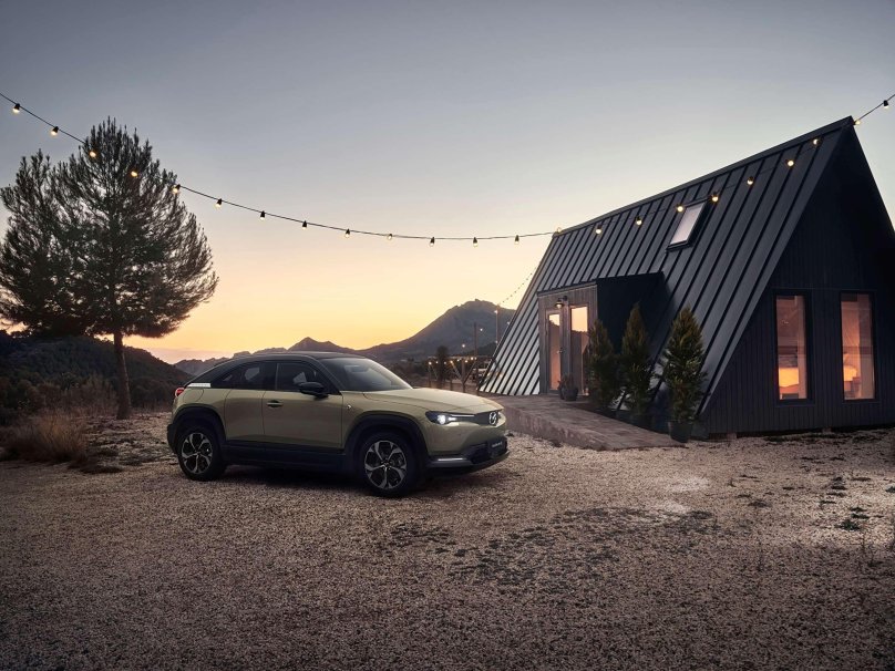 Mazda MX-30 E-SKYACTIV R-ev