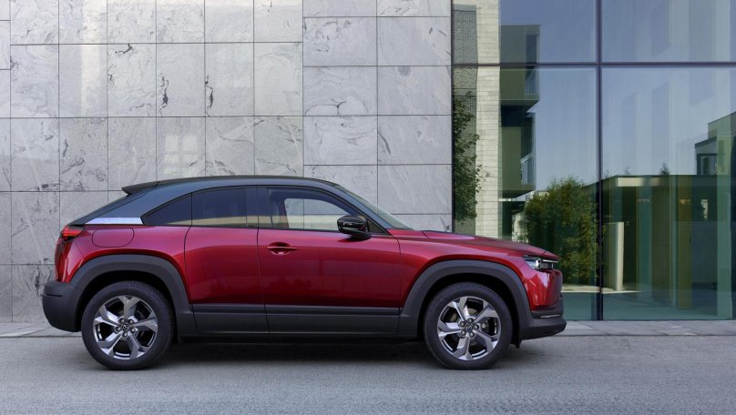 Mazda MX-30 электромобиль