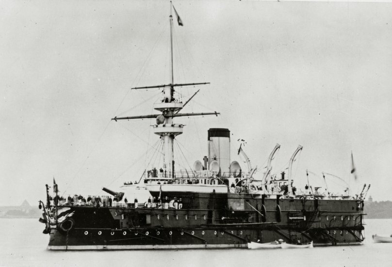 Эскадренный броненосец Гангут