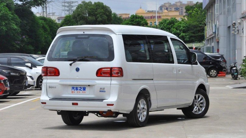 Dongfeng Lingzhi m5